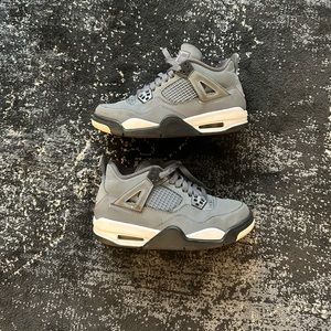 Jordan 4 Cool Grey